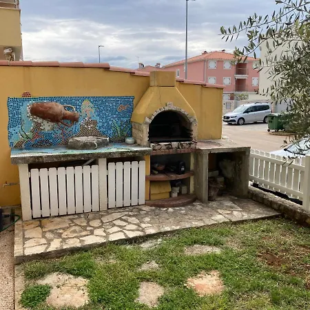 Apartmán App Oljka Karigador